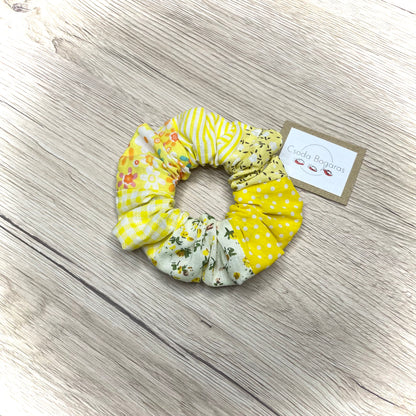 színes, mintás, vidám, kézműves scrunchie hajgumi pamutvászonból