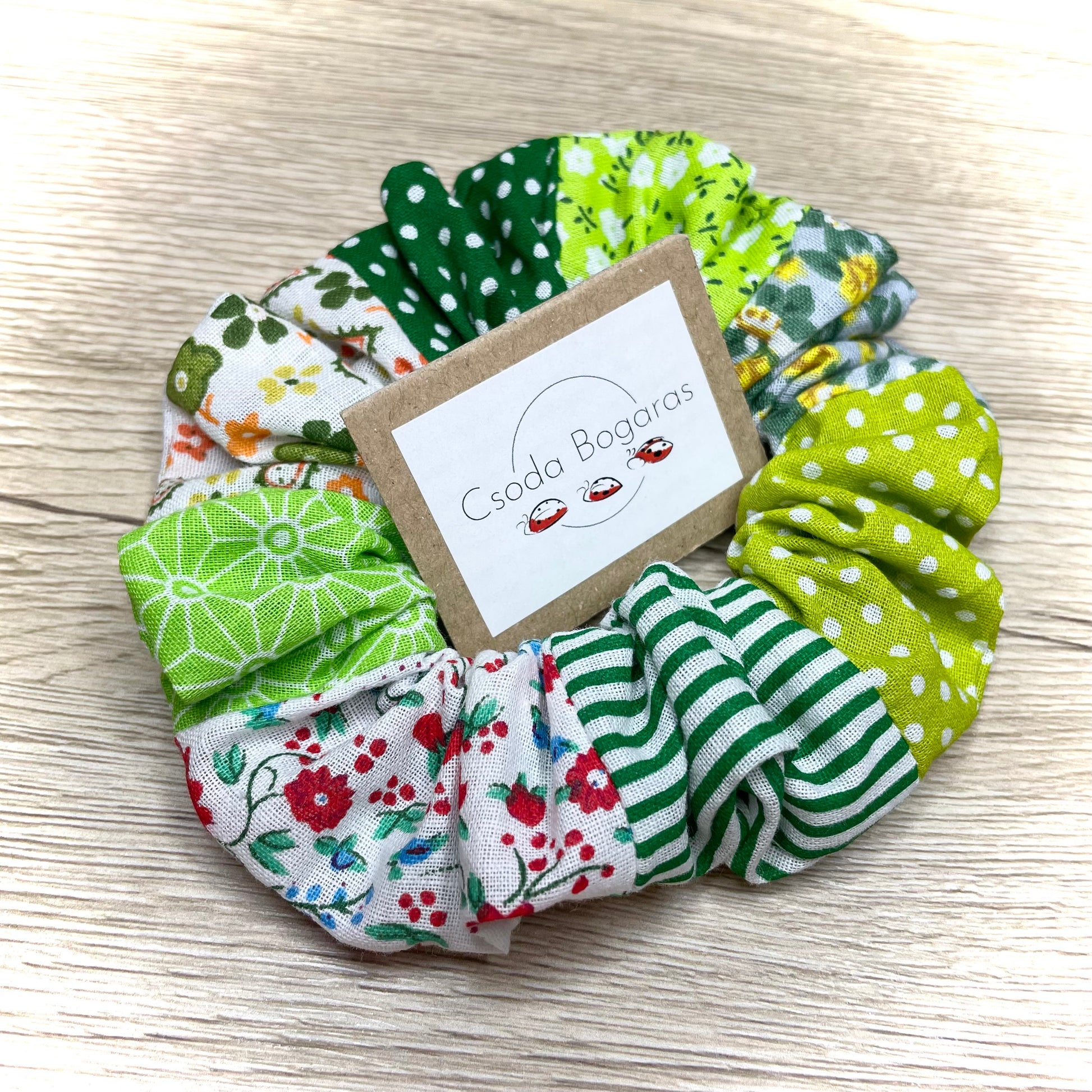 nagy scrunchie hajgumi lófarok haj hajdísz színes vidám pamut varrott kézműves egyedi pöttyös virágos
