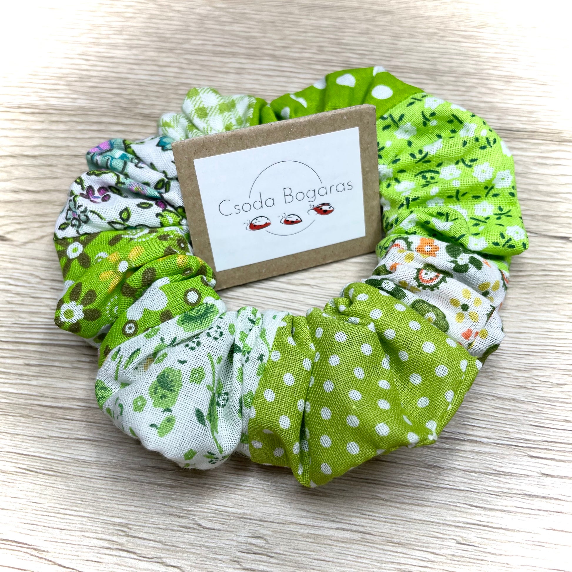 nagy scrunchie hajgumi lófarok haj hajdísz színes vidám pamut varrott kézműves egyedi pöttyös virágos